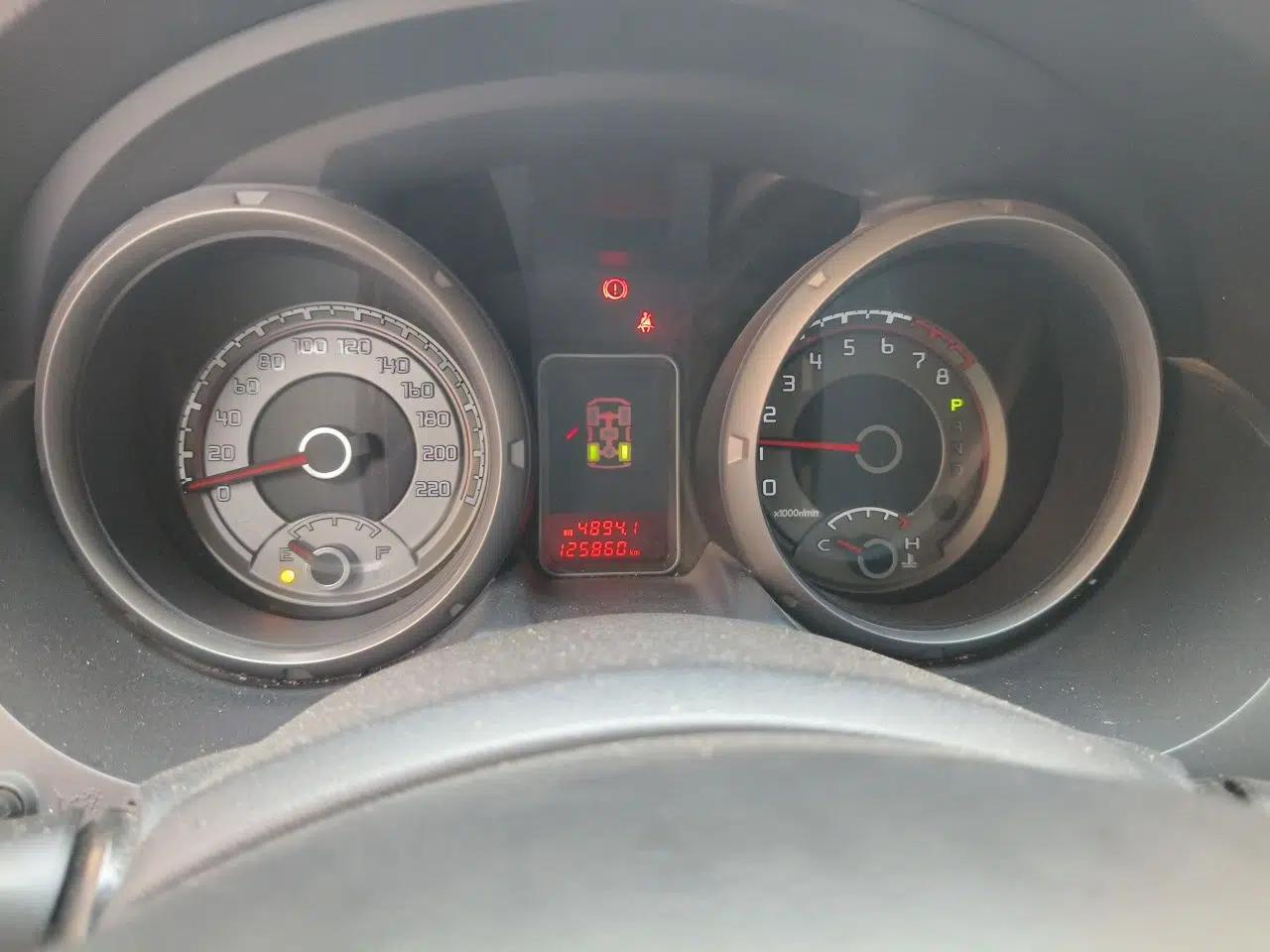 Mitsubishi Pajero — миниатюра 11