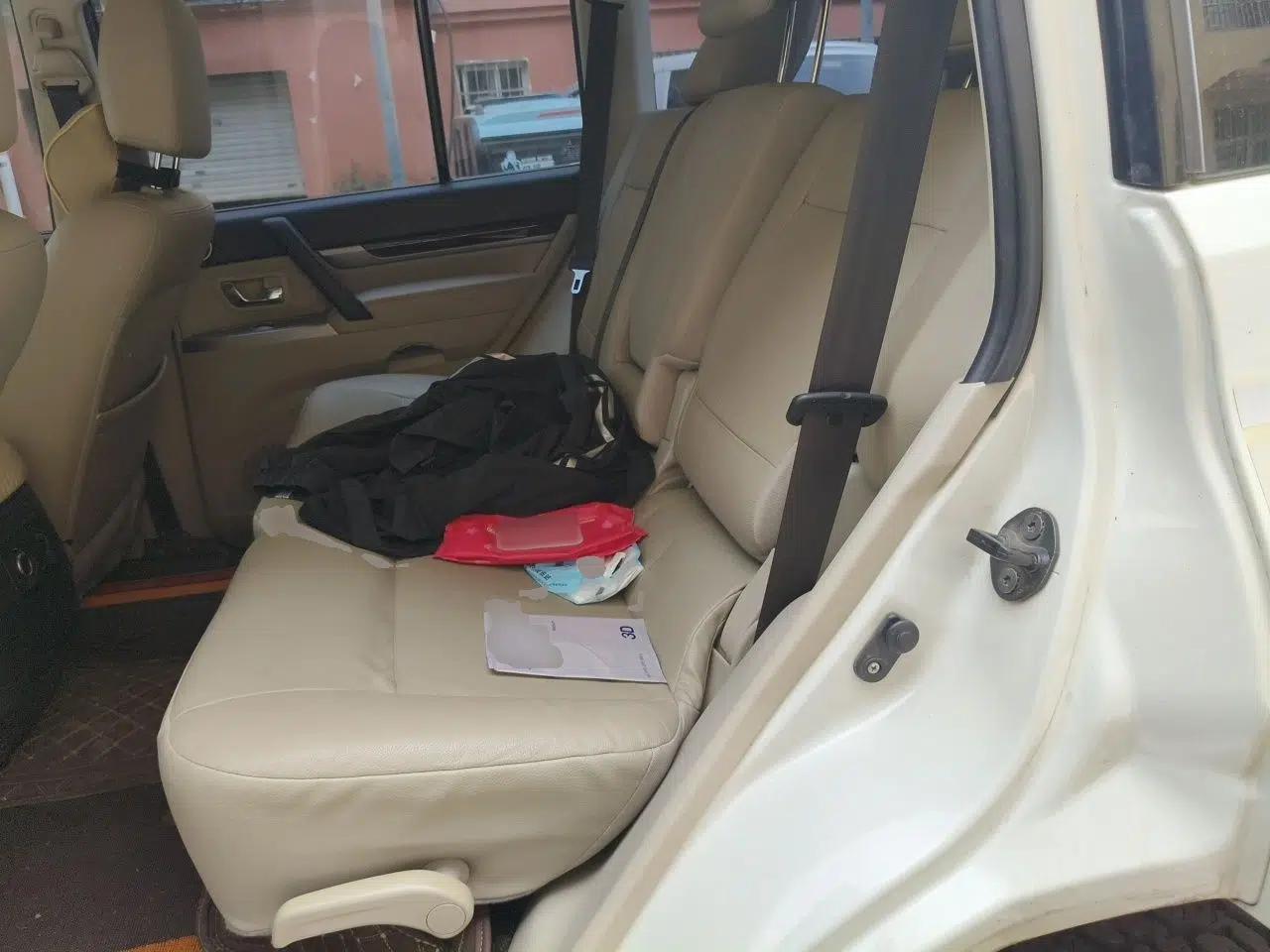 Mitsubishi Pajero — миниатюра 17