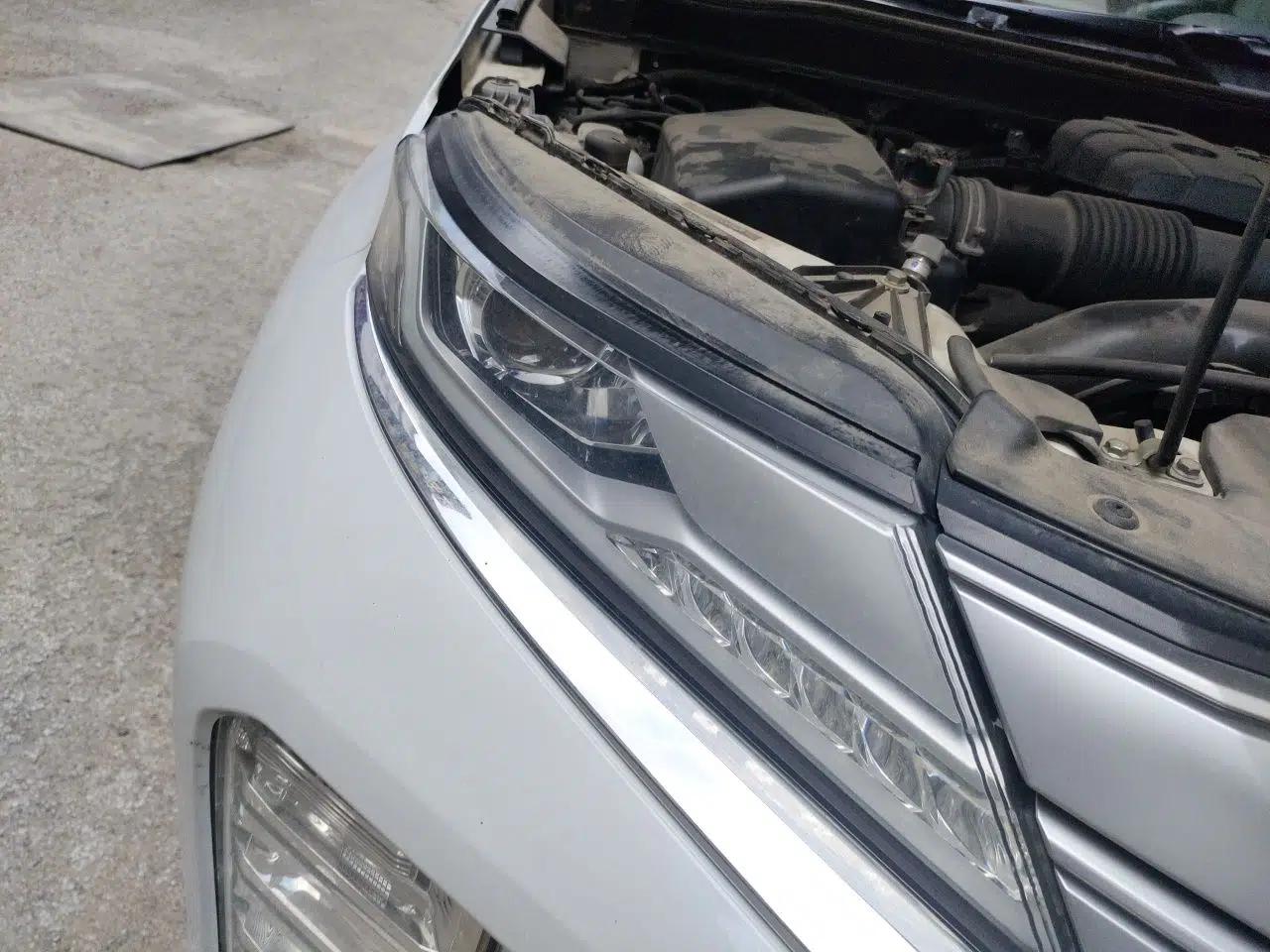 Mitsubishi Pajero — миниатюра 7