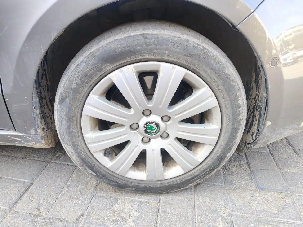 Skoda Superb 2012 1.8TSI Automatic Prestige Edition — миниатюра 8
