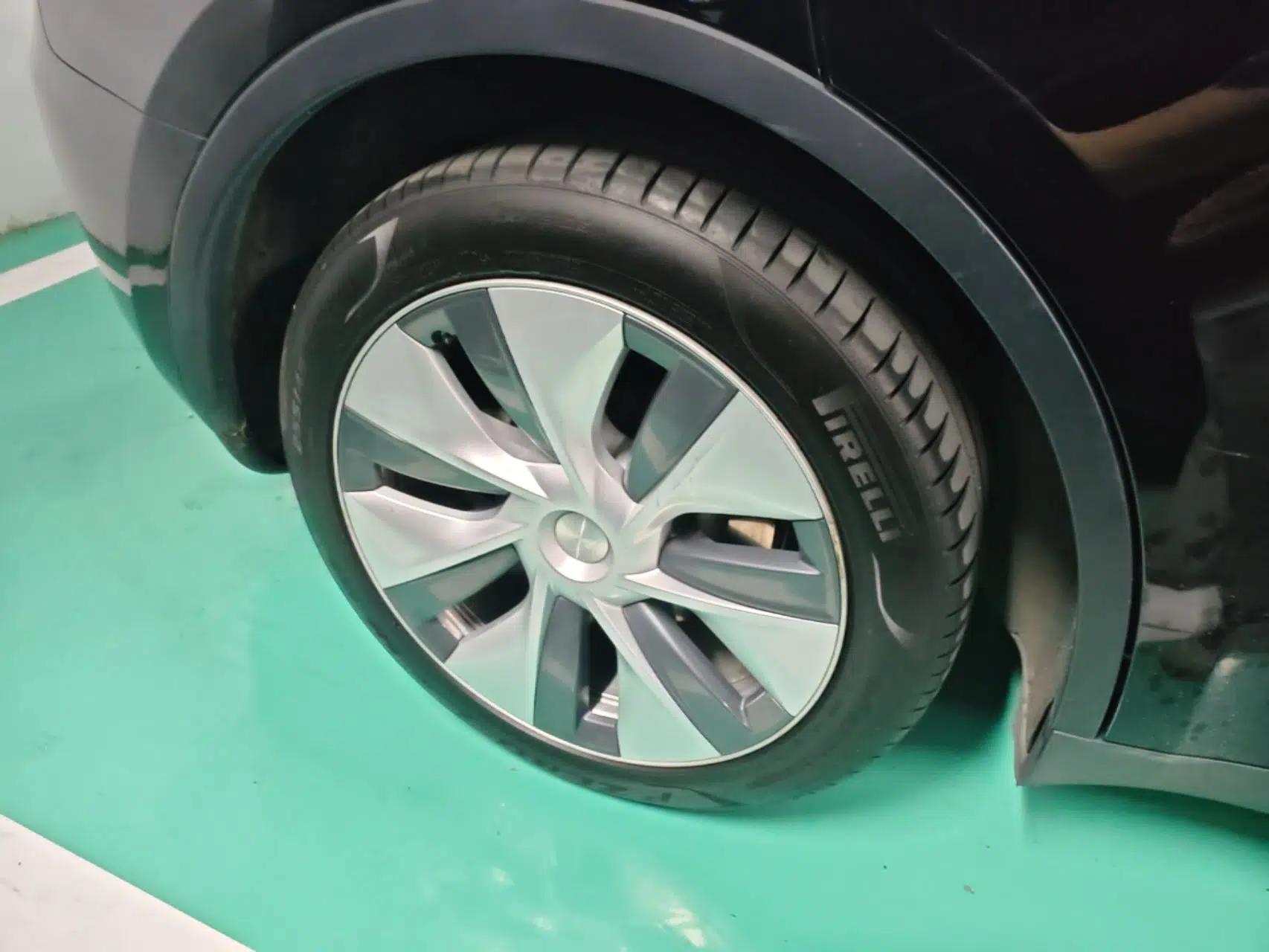 Tesla Model Y 2022 Revised Version Rear-Wheel Drive — миниатюра 11
