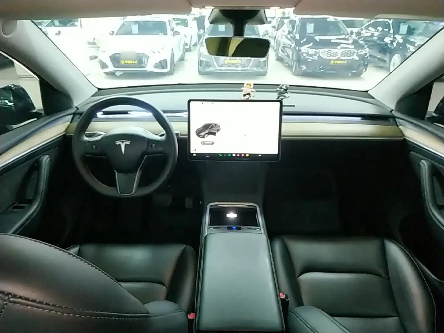 Tesla Model Y 2022 Revised Version Long-Range All-Wheel Drive — миниатюра 12