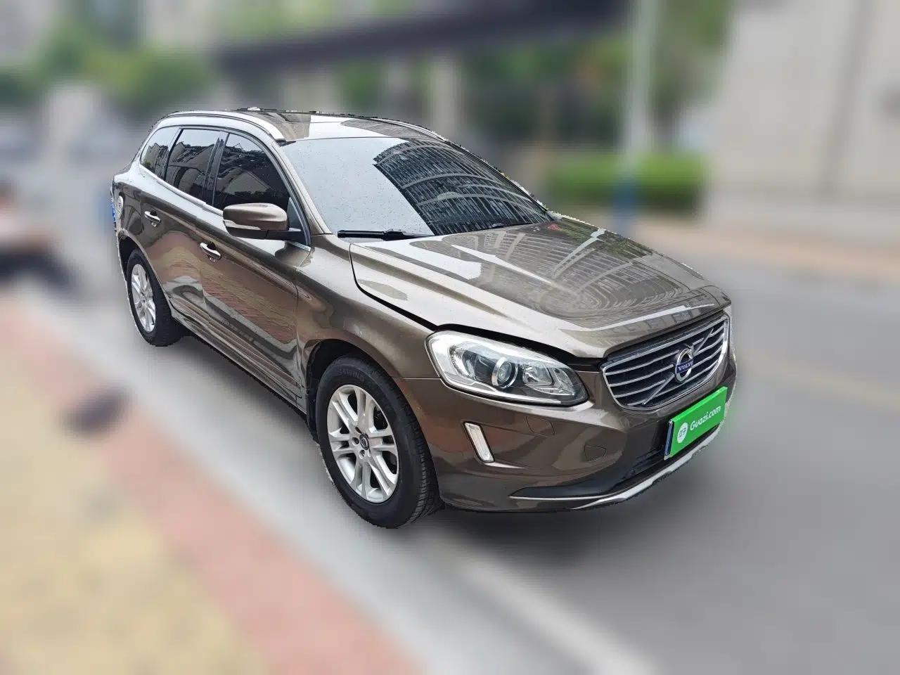 Volvo XC60 2015 T5 Smart Upgrade Model — миниатюра 3
