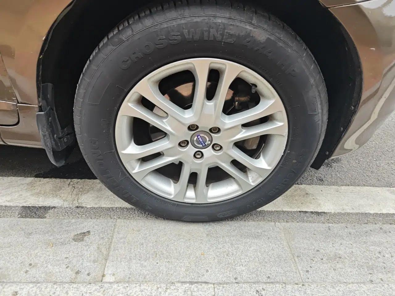 Volvo XC60 2015 T5 Smart Upgrade Model — миниатюра 8