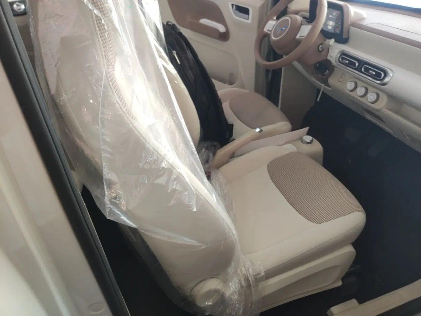 Wuling Hongguang MINIEV 2024 3rd Generation 215km Youth Edition — миниатюра 19