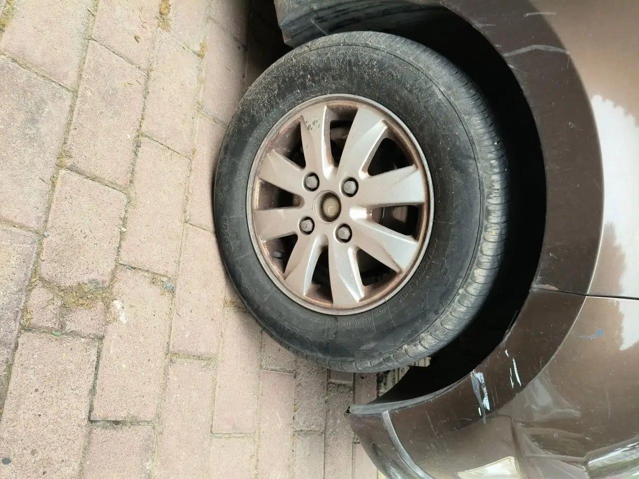 Wuling Hongguang 2014 1.5L S Standard Version — миниатюра 8