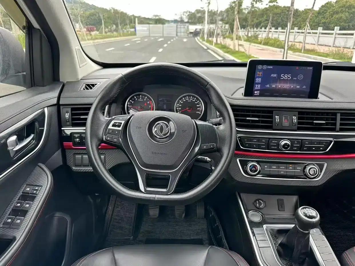 Fengxing SX6 2019 1.6L Manual Deluxe Edition (China VI Emission Standard) — миниатюра 11