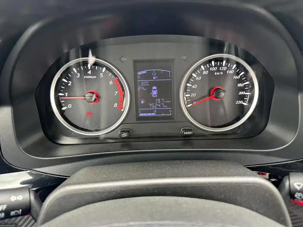 Fengxing SX6 2019 1.6L Manual Deluxe Edition (China VI Emission Standard) — миниатюра 13