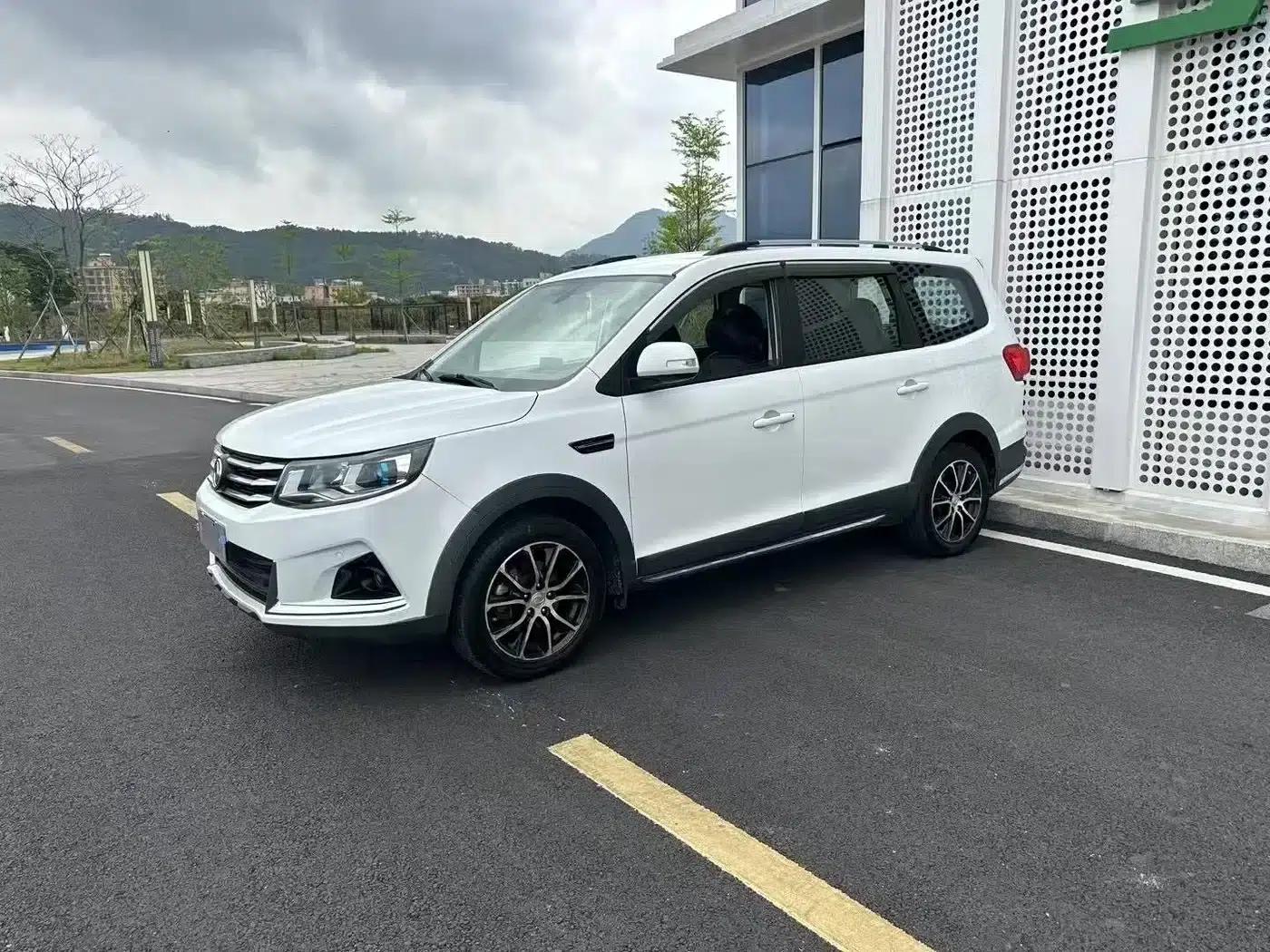 Fengxing SX6 2019 1.6L Manual Deluxe Edition (China VI Emission Standard) — миниатюра 20