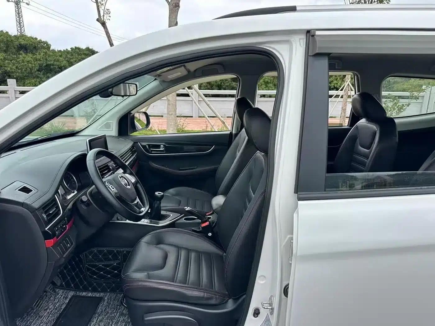 Fengxing SX6 2019 1.6L Manual Deluxe Edition (China VI Emission Standard) — миниатюра 25