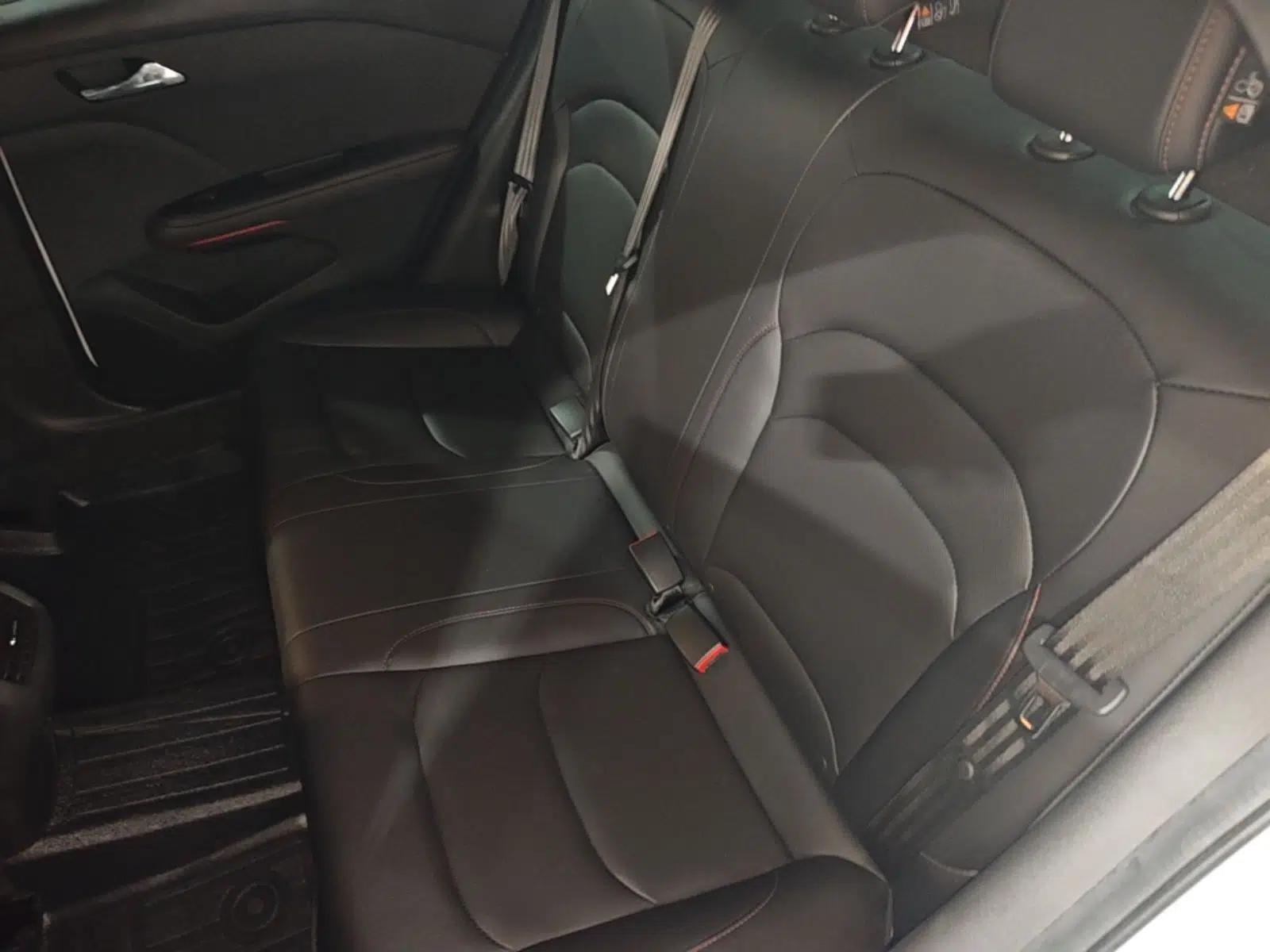 Chevrolet Monza 2022 Light Hybrid RS 330T Automatic Comfort Edition — миниатюра 20