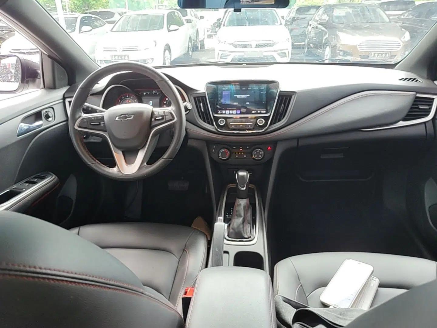 Chevrolet Monza 2022 Light Hybrid RS 330T Automatic Comfort Edition — миниатюра 12