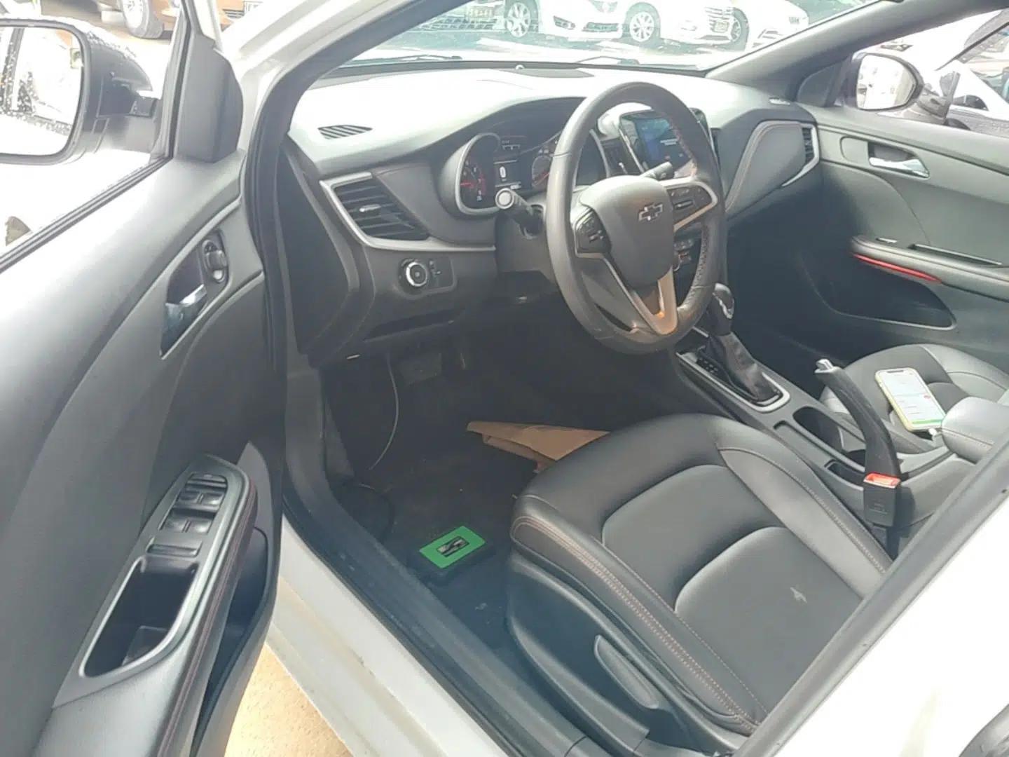 Chevrolet Monza 2022 Light Hybrid RS 330T Automatic Comfort Edition — миниатюра 18