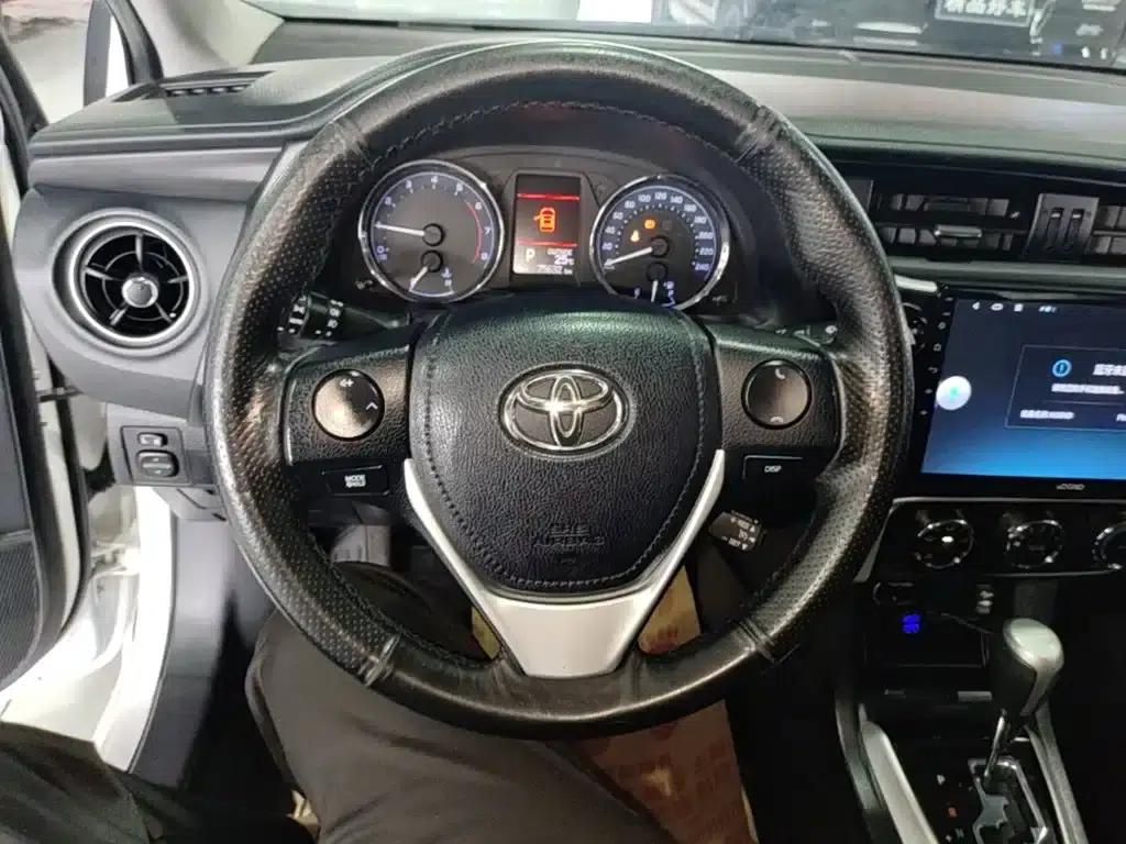 2018 Toyota Corolla 1.2T S-CVT GL-i Smart Edition — миниатюра 11