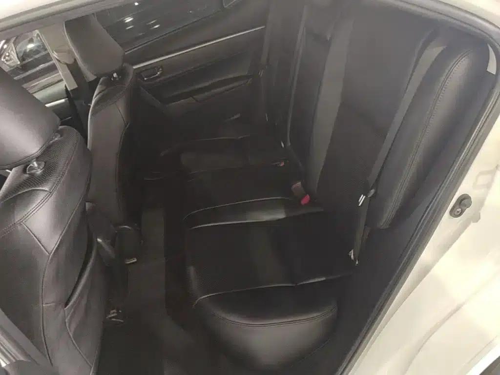 2018 Toyota Corolla 1.2T S-CVT GL-i Smart Edition — миниатюра 17