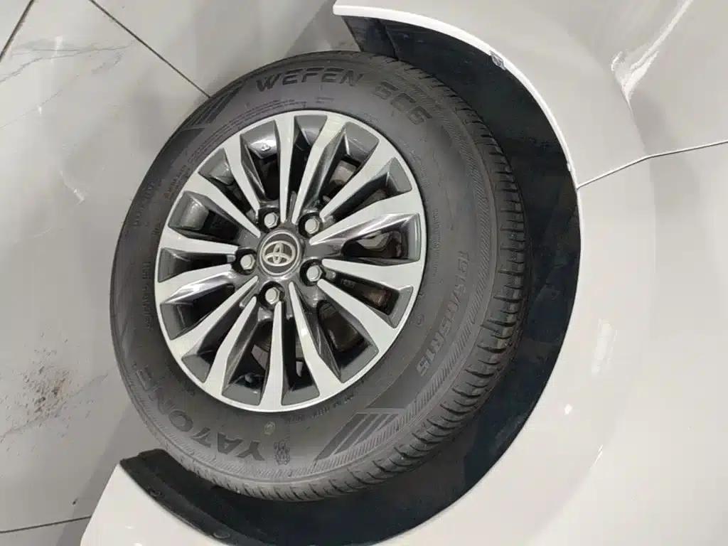 2018 Toyota Corolla 1.2T S-CVT GL-i Smart Edition — миниатюра 23