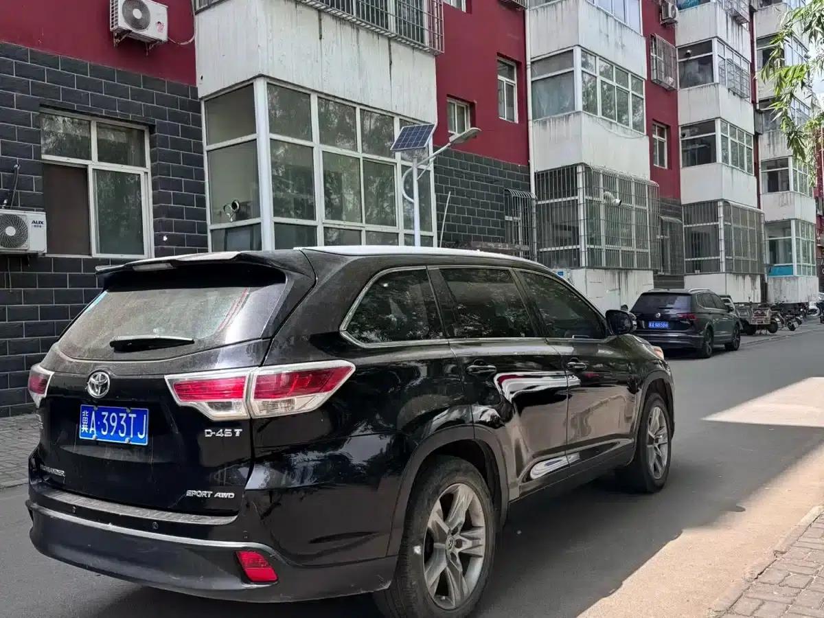2015 Highlander 2.0T AWD Luxury 7-seater — миниатюра 6