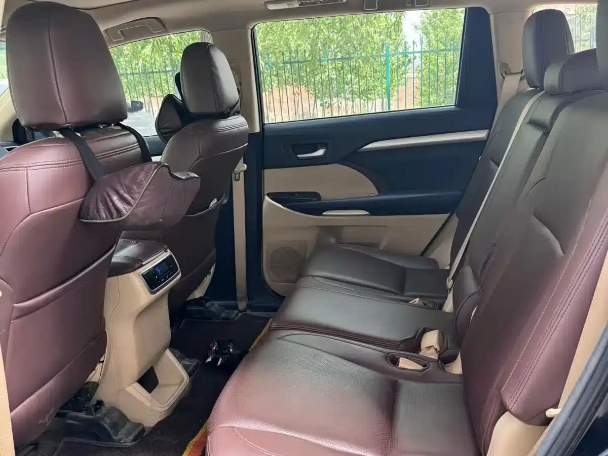 2015 Highlander 2.0T AWD Luxury 7-seater — миниатюра 8