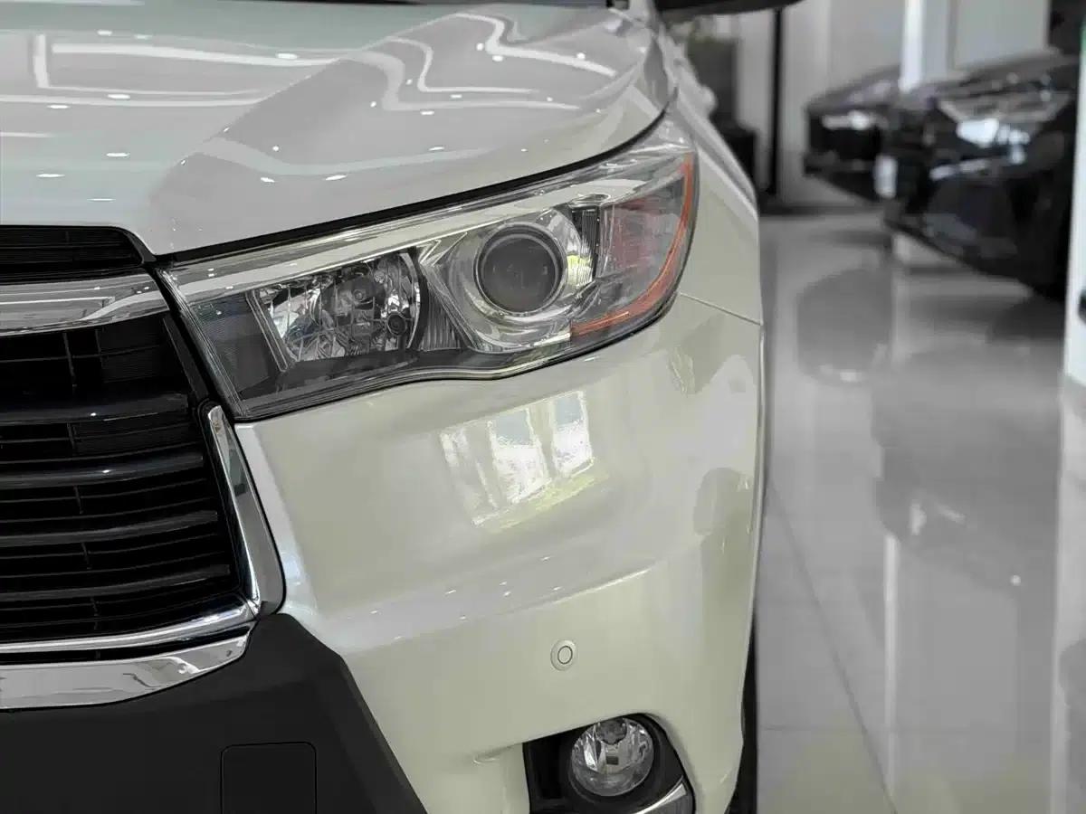 2017 Highlander 2.0T AWD Luxury 7-seater — миниатюра 17