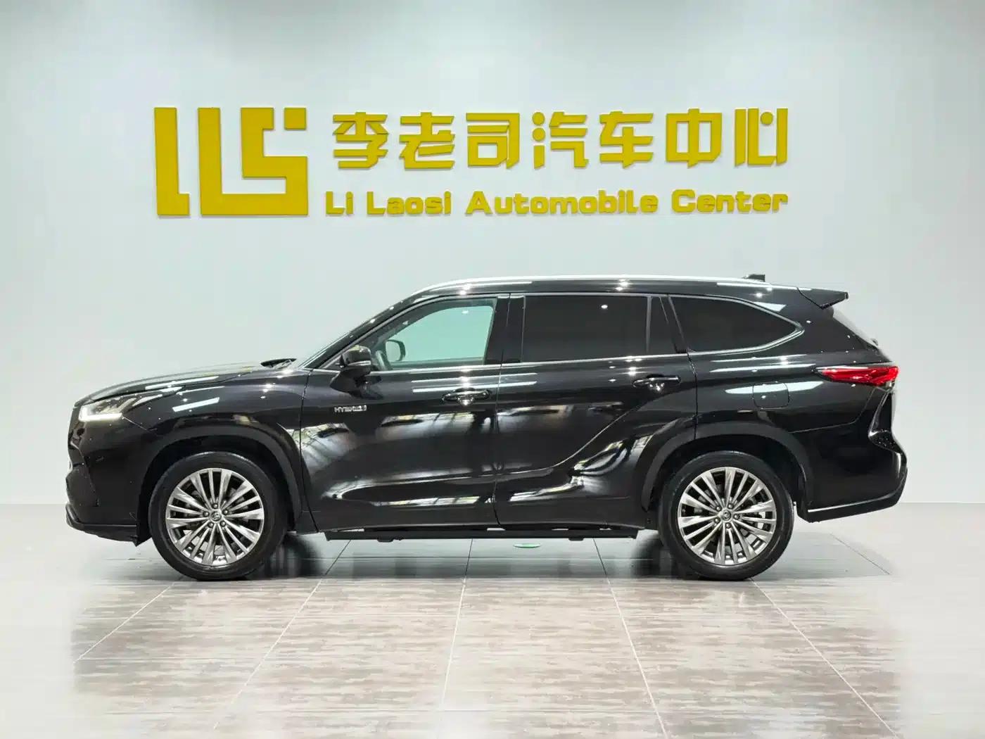 2022 Toyota Highlander Hybrid 2.5L AWD Supreme Edition 7-Seater — миниатюра 4