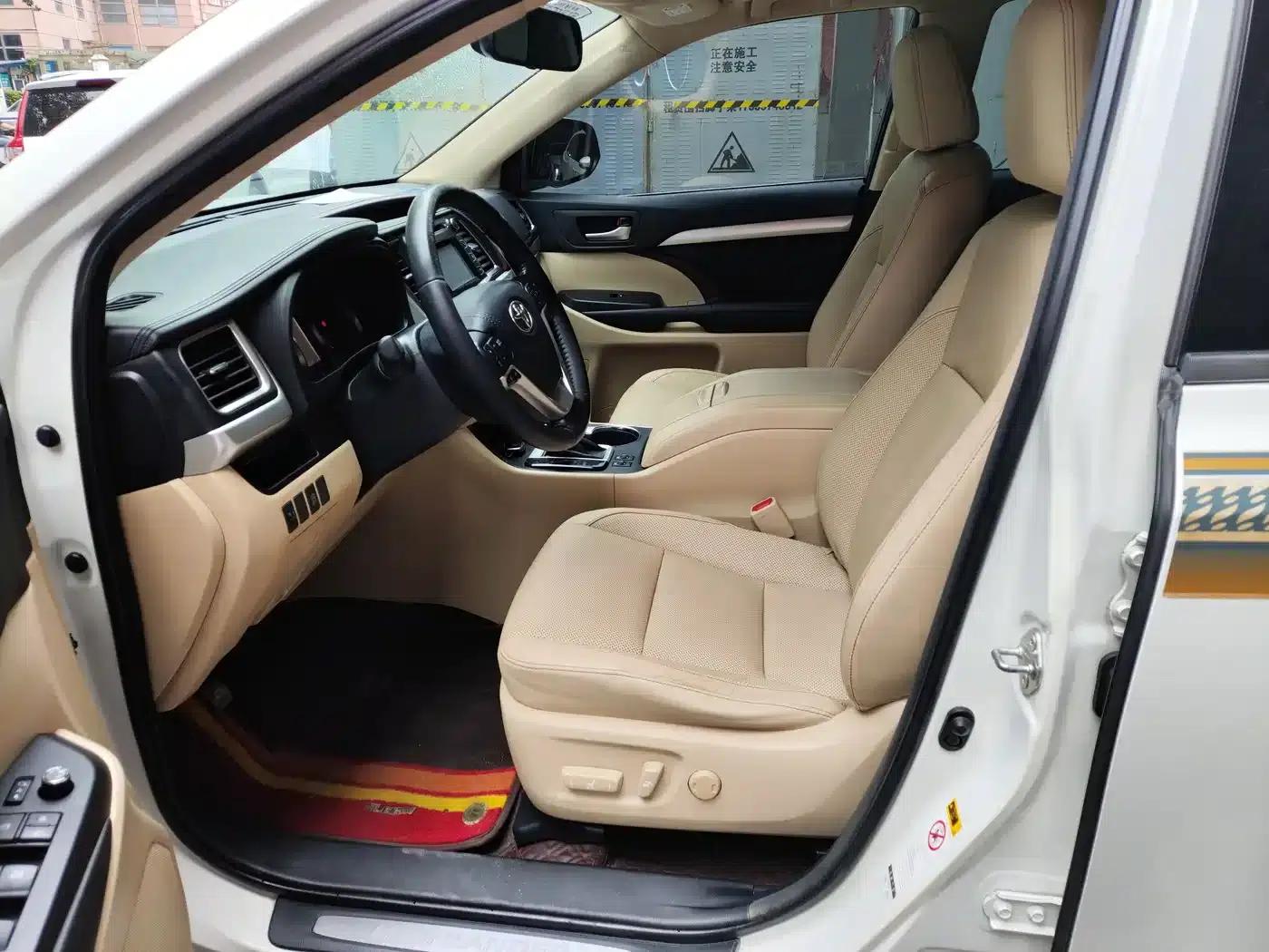 2015 Highlander 2.0T AWD Luxury 7-seater — миниатюра 4