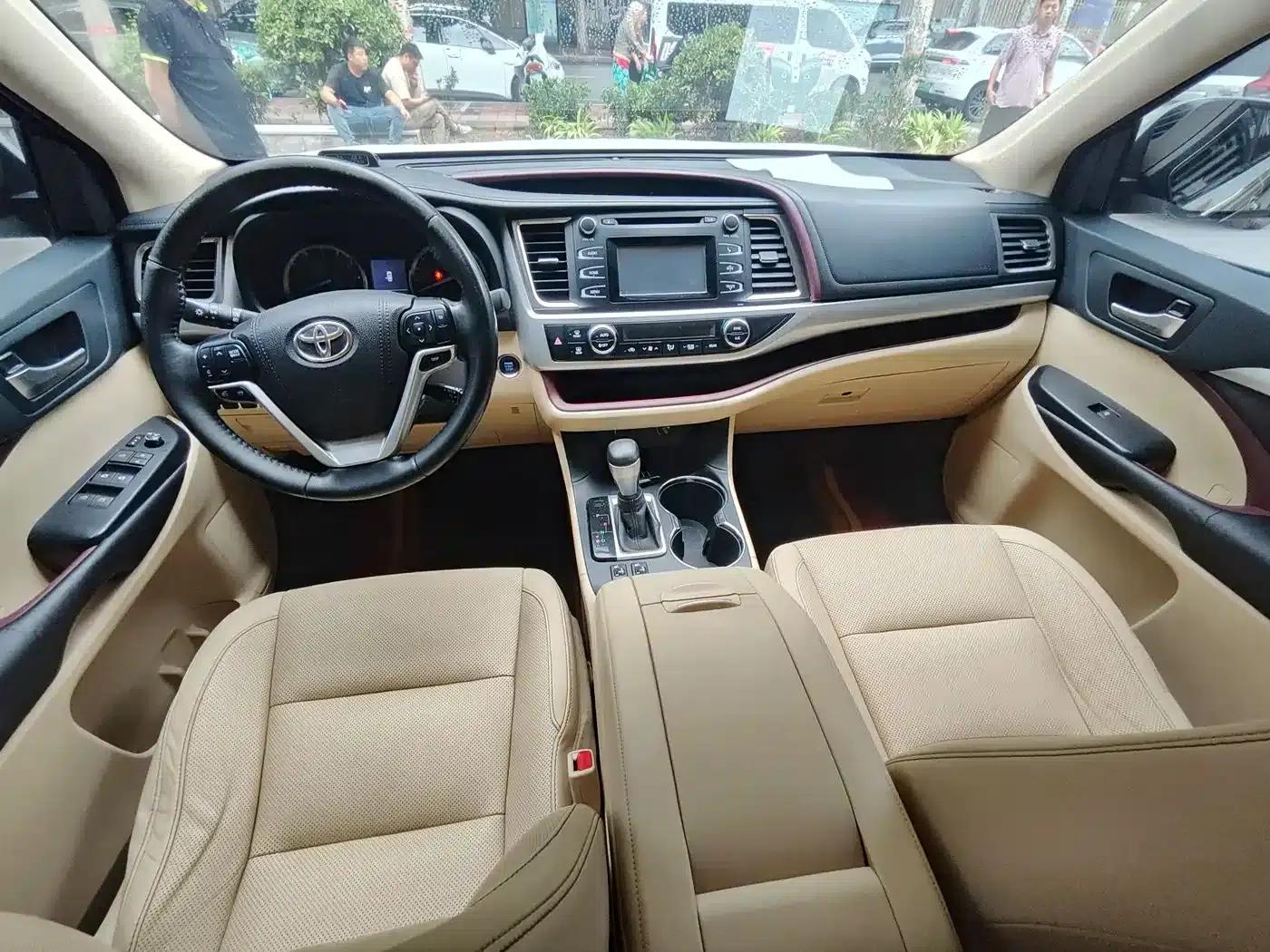 2015 Highlander 2.0T AWD Luxury 7-seater — миниатюра 6