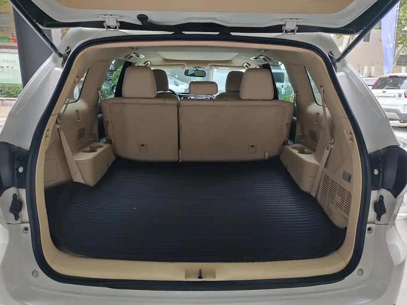 2015 Highlander 2.0T AWD Luxury 7-seater — миниатюра 8