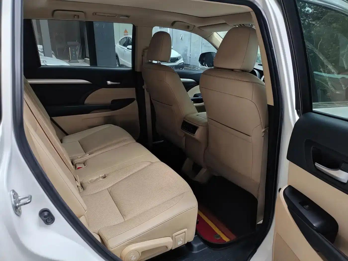 2015 Highlander 2.0T AWD Luxury 7-seater — миниатюра 10