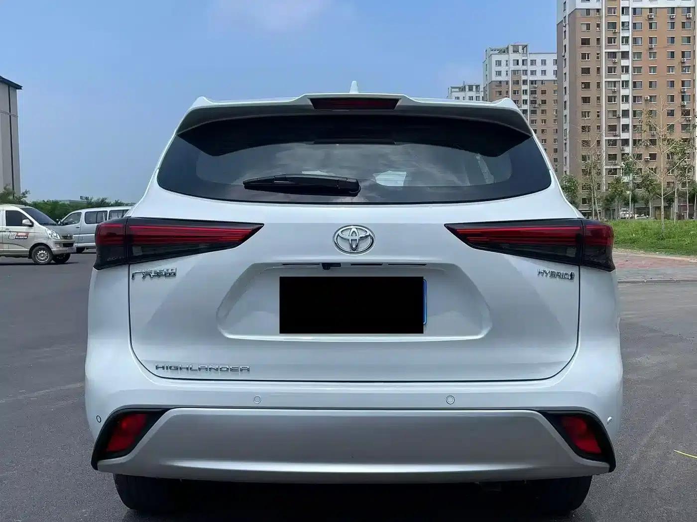 2026 Toyota Highlander 2.5L Intelligent Hybrid Dual-Motor AWD Premium Edition (7-seater) — миниатюра 7