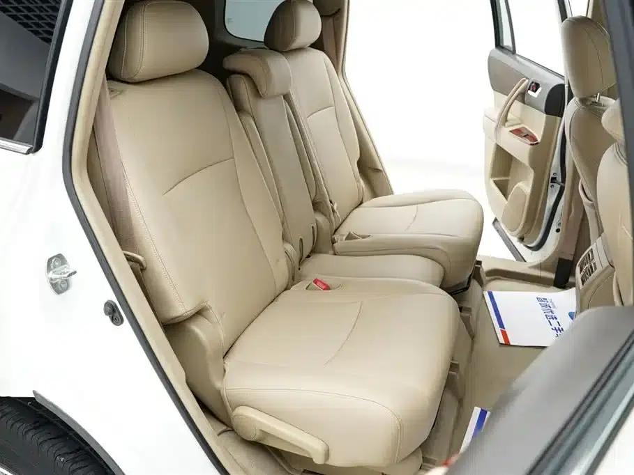 2012 Highlander 2.7L 2WD 5-seater Elite Edition — миниатюра 30