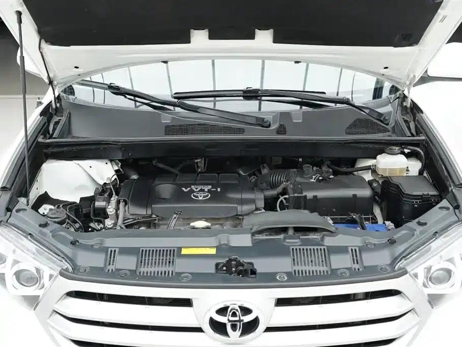 2012 Highlander 2.7L 2WD 5-seater Elite Edition — миниатюра 33