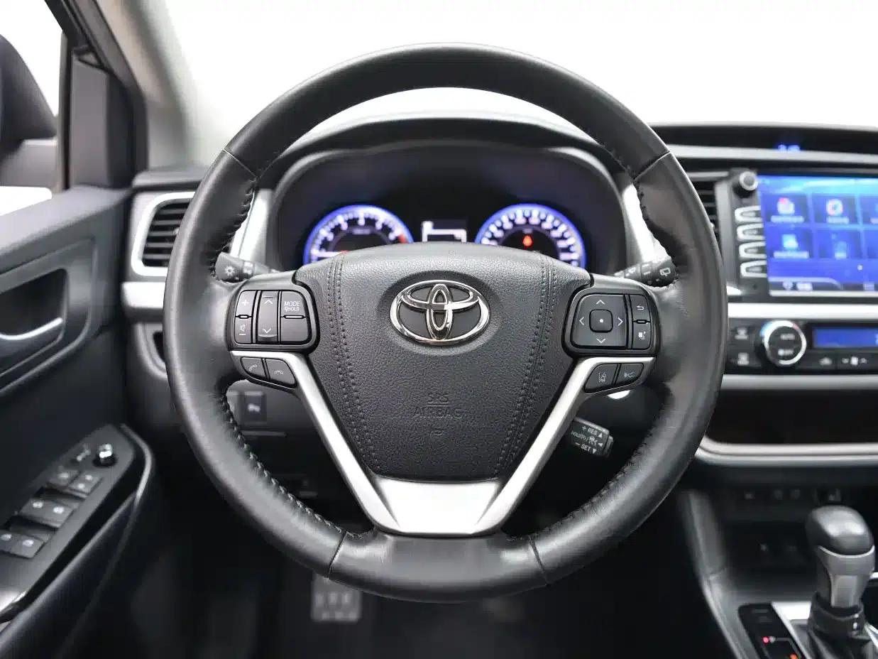 2018 Toyota Highlander 2.0T AWD Luxury 7-seater (China VI Emission Standard) — миниатюра 11