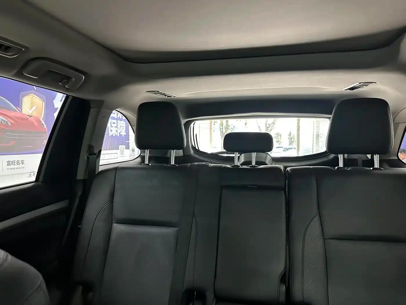 2018 Toyota Highlander 2.0T AWD Luxury 7-seater (China VI Emission Standard) — миниатюра 12