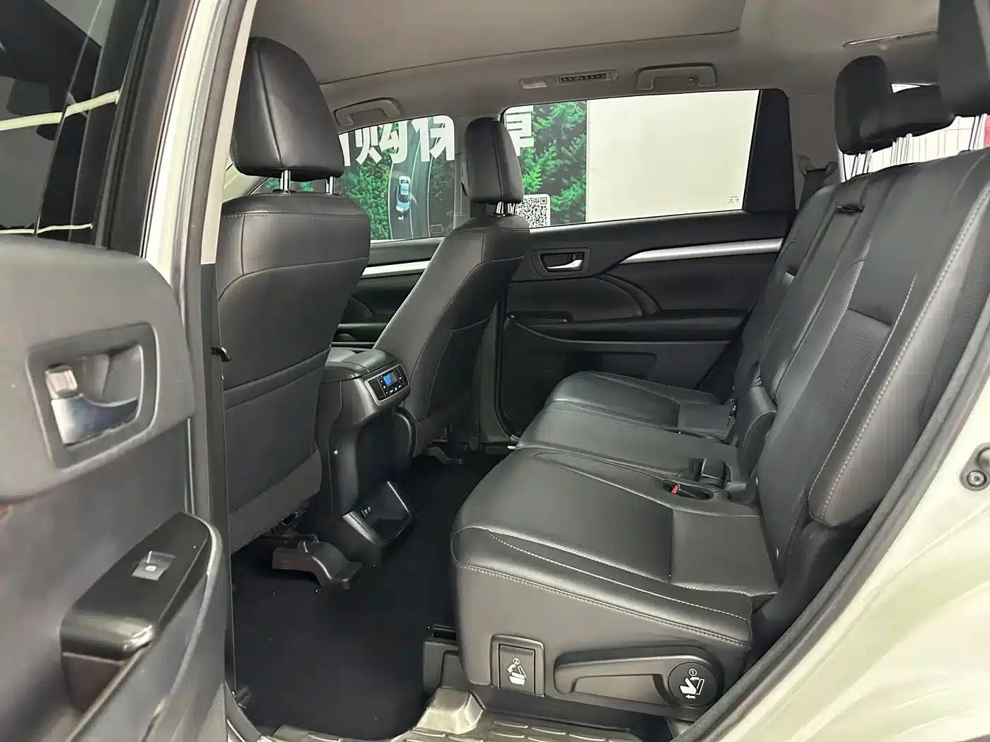 2018 Toyota Highlander 2.0T AWD Luxury 7-seater (China VI Emission Standard) — миниатюра 15