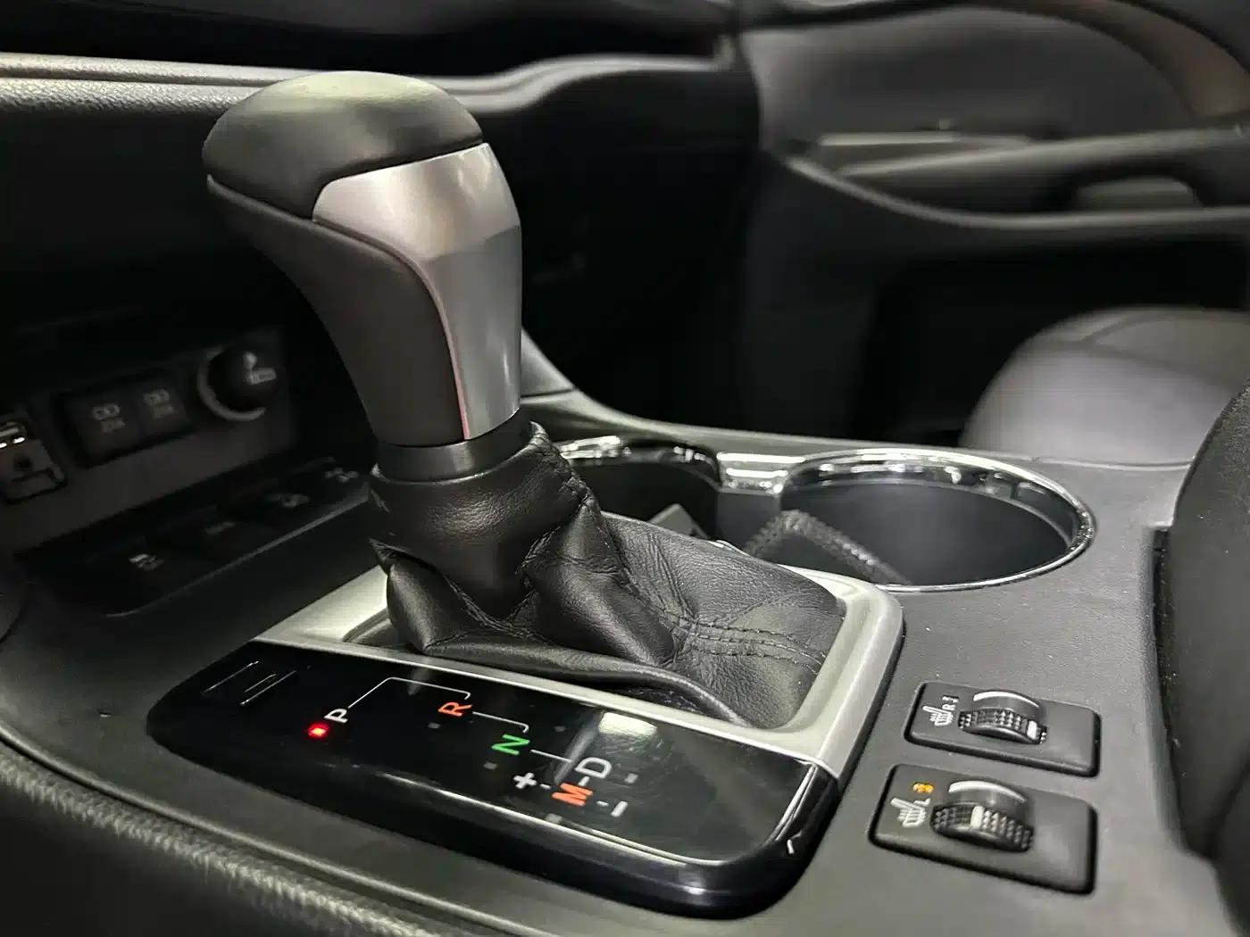2018 Toyota Highlander 2.0T AWD Luxury 7-seater (China VI Emission Standard) — миниатюра 10