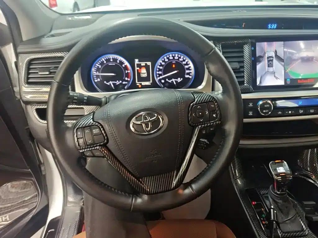 2021 Toyota Highlander 2.0T AWD Premium Edition (7-seater) — миниатюра 11