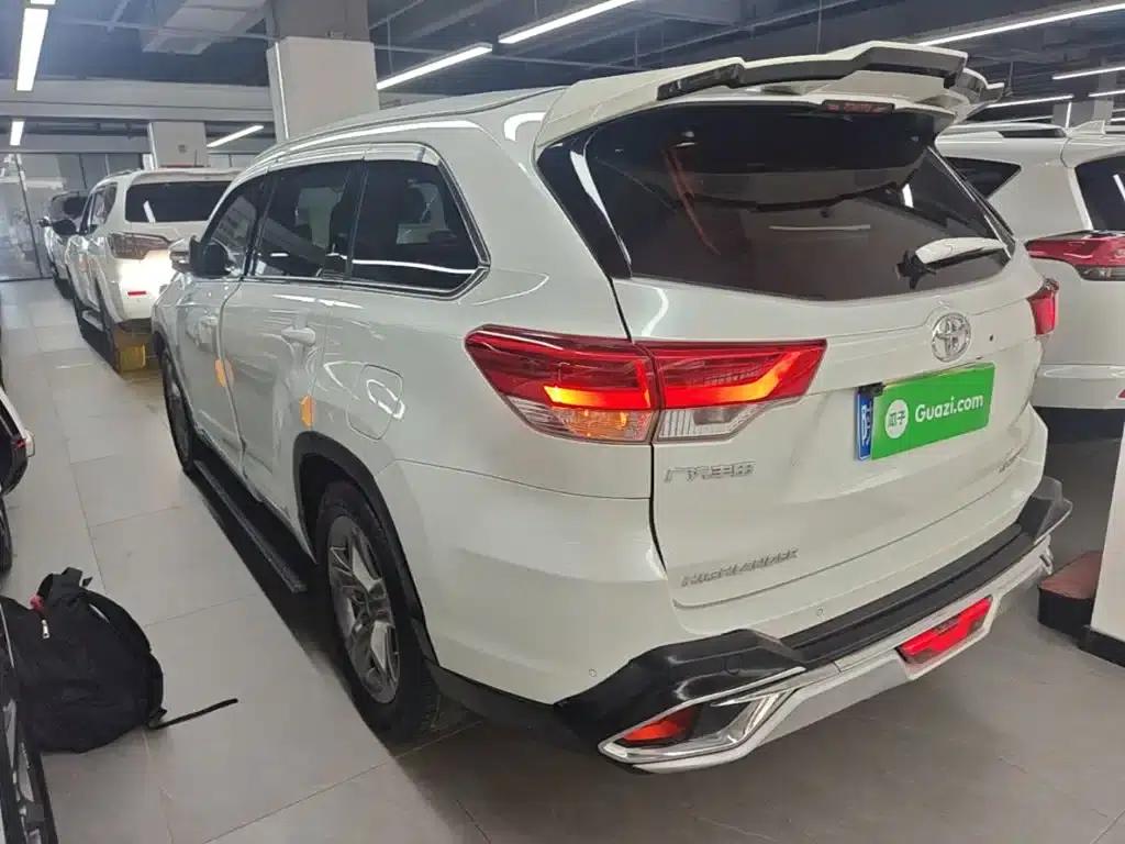 2021 Toyota Highlander 2.0T AWD Premium Edition (7-seater) — миниатюра 5