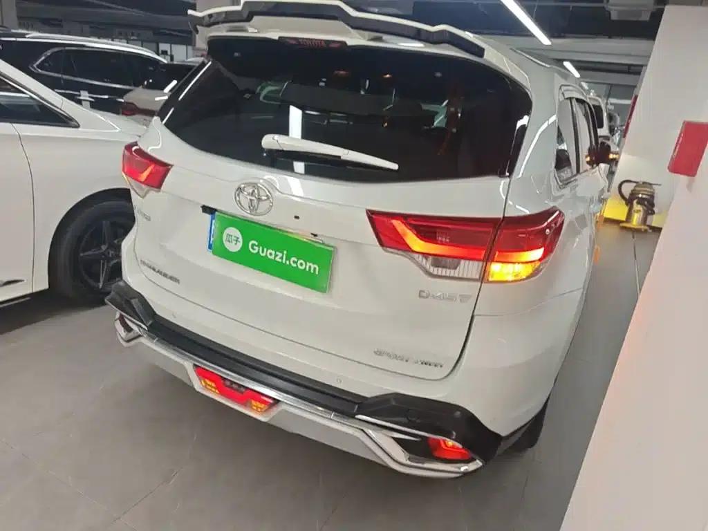 2021 Toyota Highlander 2.0T AWD Premium Edition (7-seater) — миниатюра 7