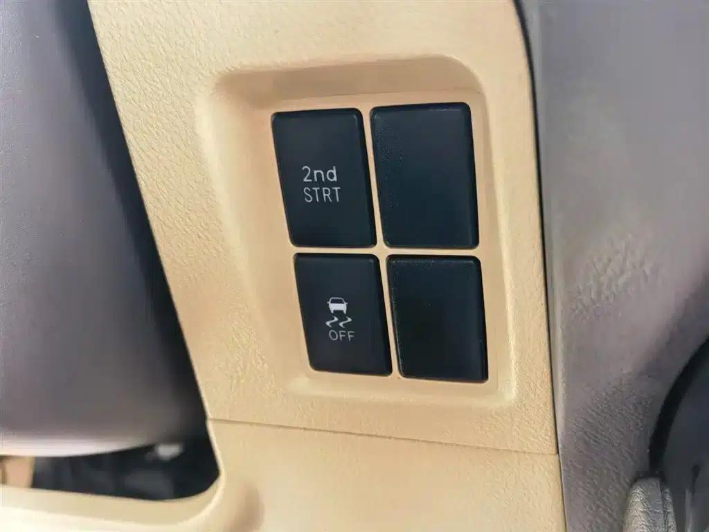 2016 Prado (Imported) 4.0L Middle East Version — миниатюра 21
