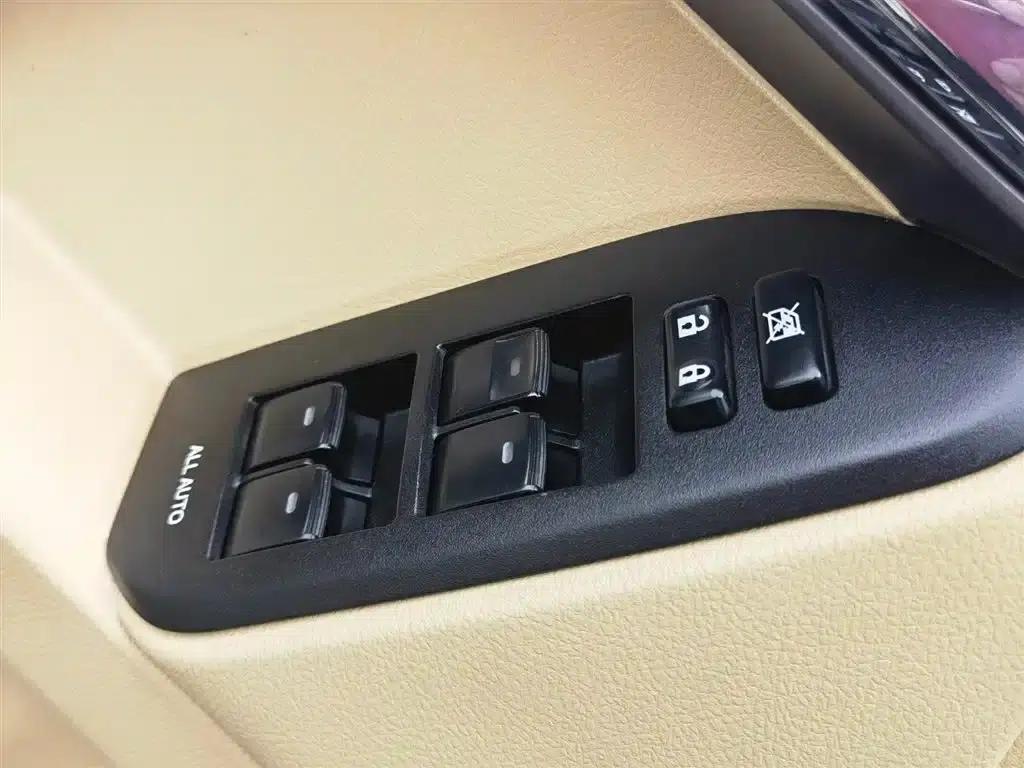 2016 Prado (Imported) 4.0L Middle East Version — миниатюра 29