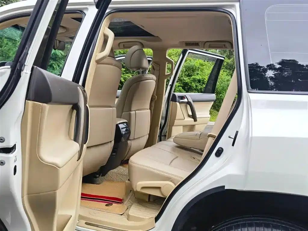 2016 Prado (Imported) 4.0L Middle East Version — миниатюра 10