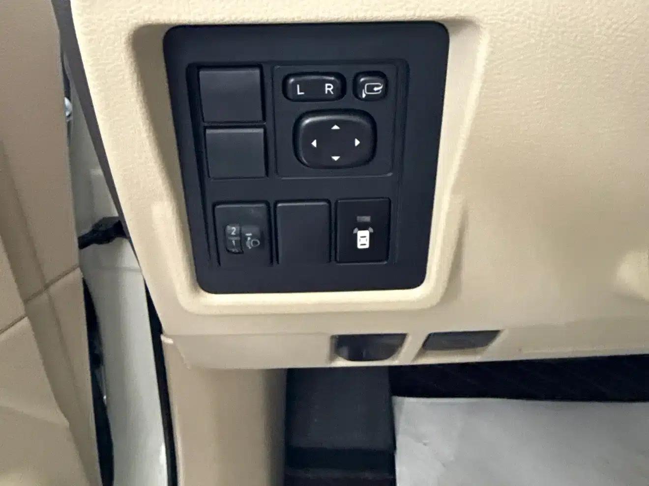 2024 Prado (Imported) 4.0L Middle East Version — миниатюра 17