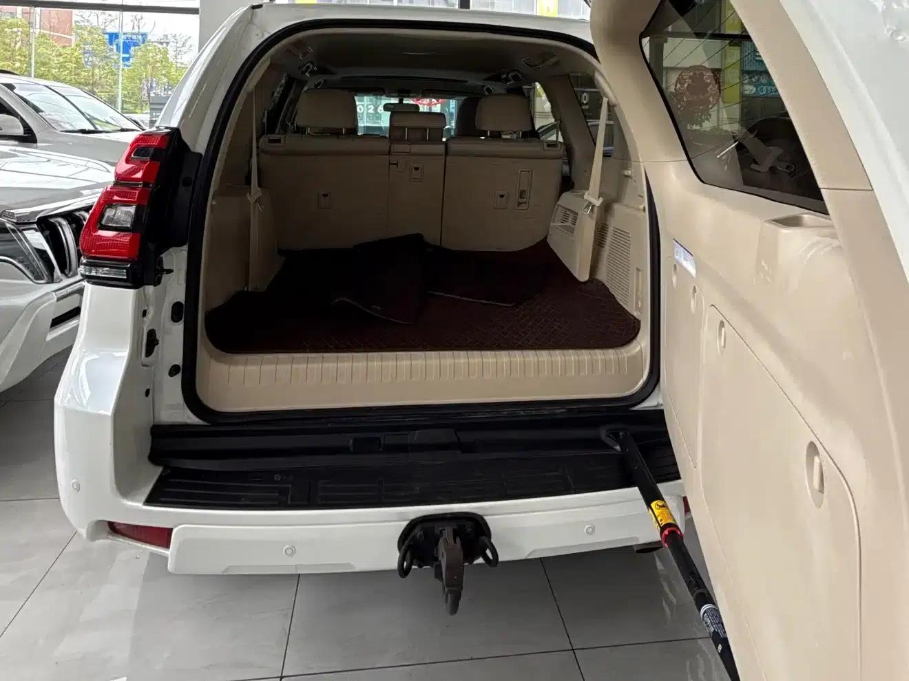2024 Prado (Imported) 4.0L Middle East Version — миниатюра 9