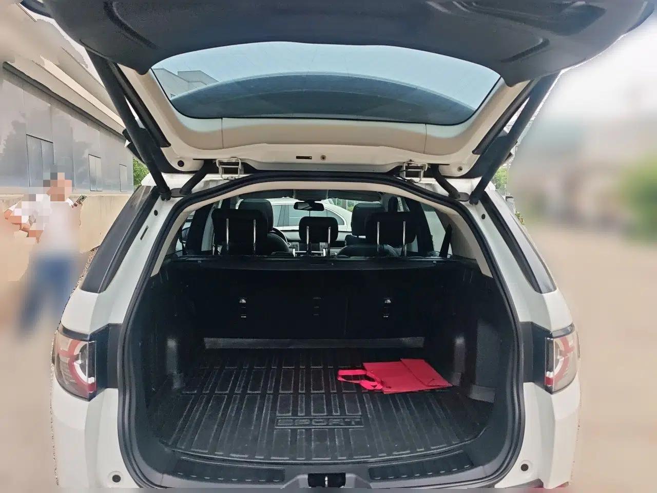 Land Rover Discovery Sport 2019 240 PS SE Version China VI Standard — миниатюра 19