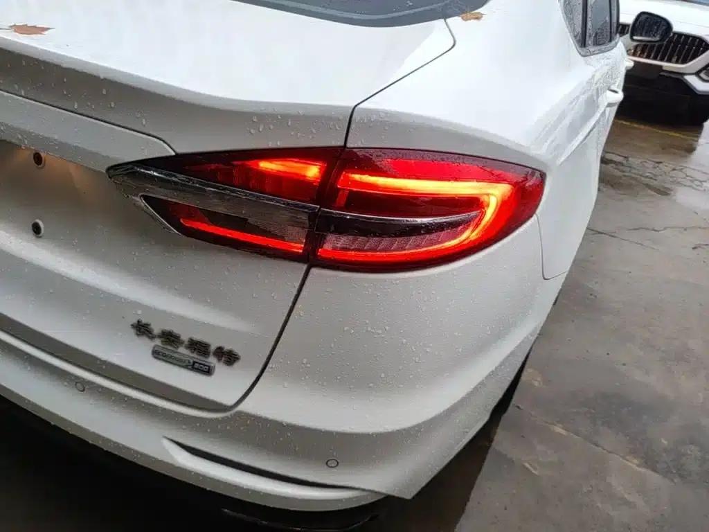 2020 Ford Mondeo EcoBoost 200 Fashion Edition — миниатюра 8