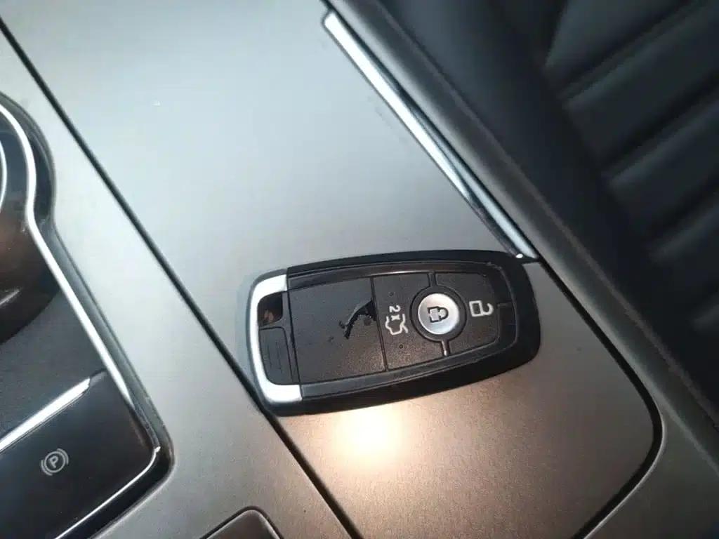 2020 Ford Mondeo EcoBoost 200 Fashion Edition — миниатюра 9