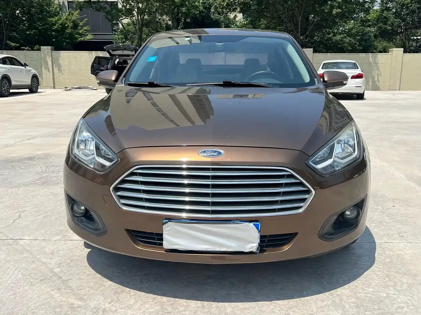 Ford Focus 2017 1.5L Automatic Comfort Model — миниатюра 2