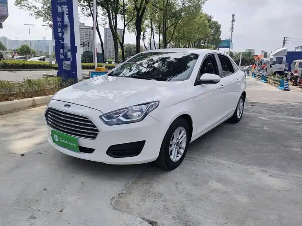 Ford Focus 2019 Facelift 1.5L Automatic Premium Edition (Tire Pressure Monitoring) China VI Emission Standard — миниатюра 2