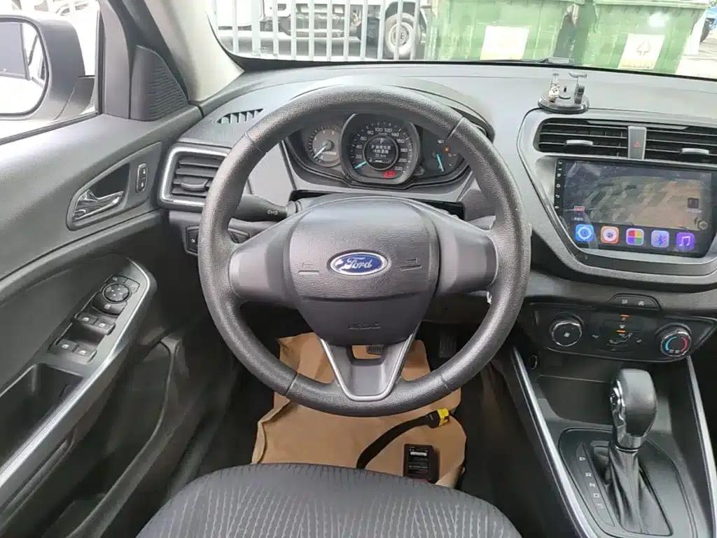 Ford Focus 2019 Facelift 1.5L Automatic Premium Edition (Tire Pressure Monitoring) China VI Emission Standard — миниатюра 11