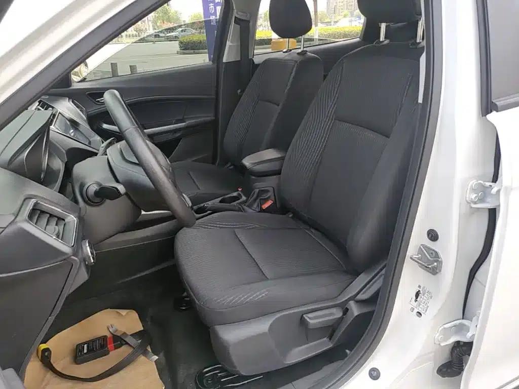 Ford Focus 2019 Facelift 1.5L Automatic Premium Edition (Tire Pressure Monitoring) China VI Emission Standard — миниатюра 15